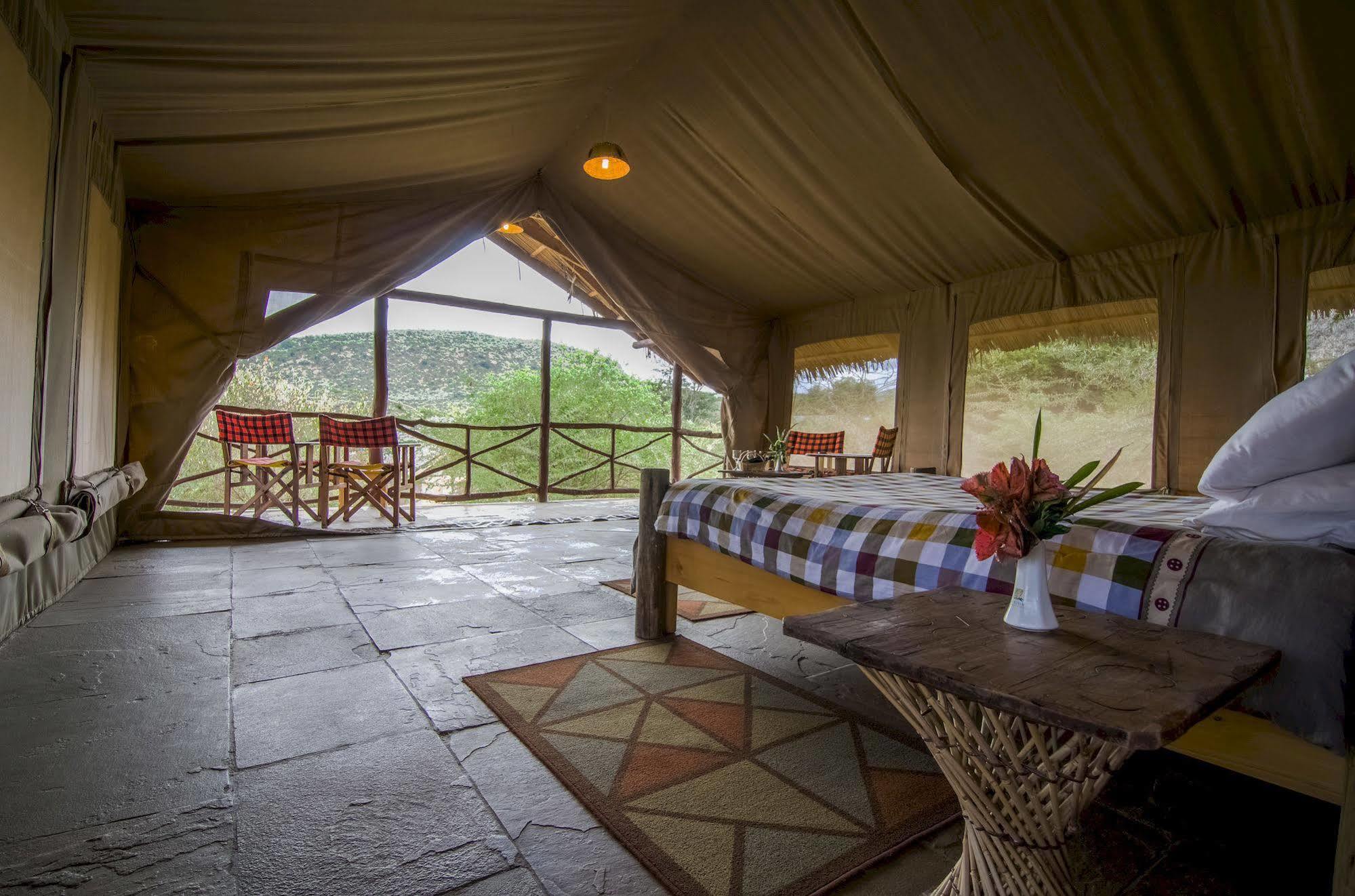 Sentrim Mara Game Lodge Ololaimutiek Extérieur photo